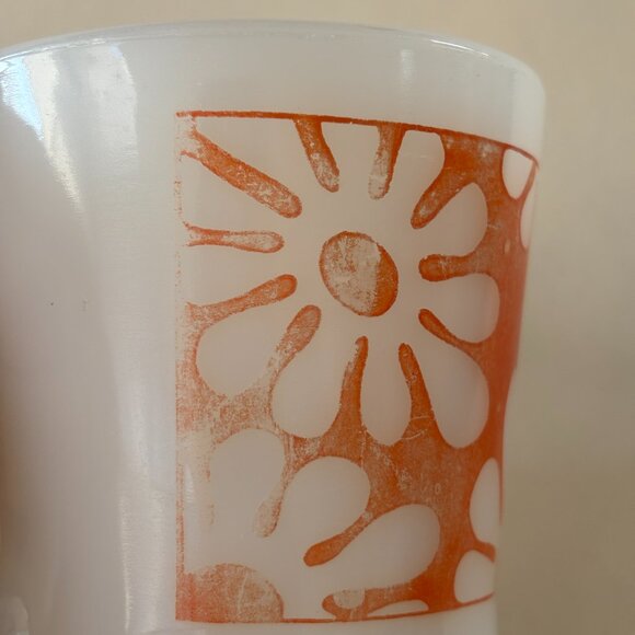 Vintage Anchor Hocking Fire King Milk Glass Mug - Picture 4 of 8